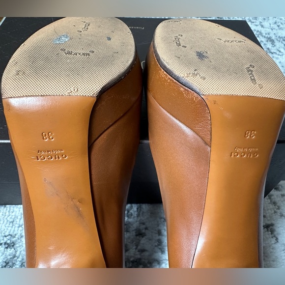 GUCCI LEATHER PLATFORM PUMPS in caramel-brown size 38 / 8 - Picture 6 of 12